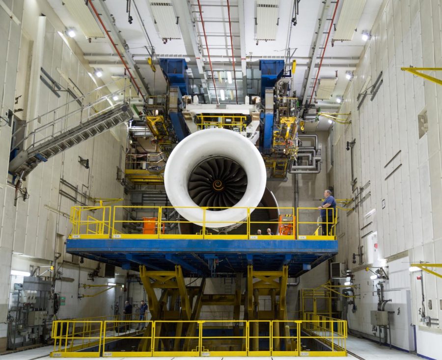 Worlds Largest Testbed - Rolls Royce First Engine Run